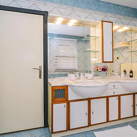 Cozy In With Heated Swimming Pool * Jurdani